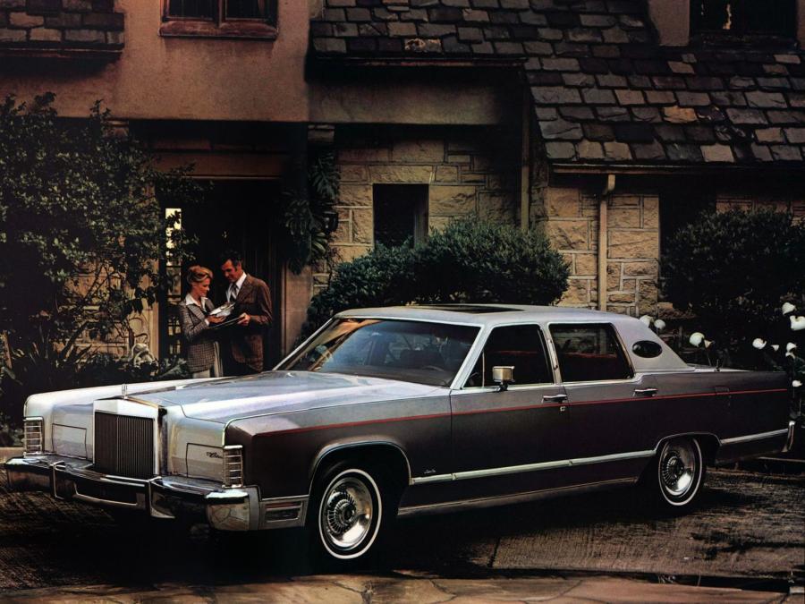  Lincoln Continental Town Car 1976 года  (фото 5 из 21)